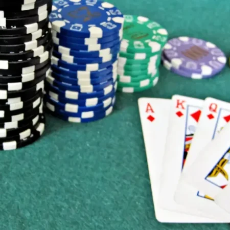 Kỹ Thuật Chơi Poker Cho Người Mới: Chiến Lược Thắng Lớn