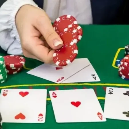 Phân tích tình huống trong Poker: Chiến lược và kỹ năng cần thiết