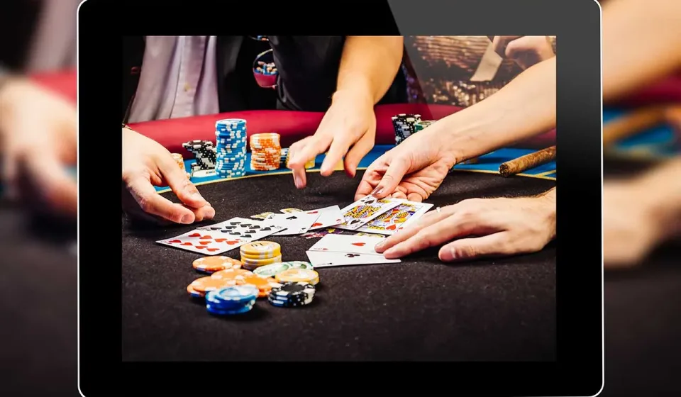 Các trang web poker online miễn phí