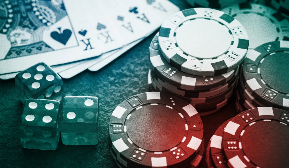 Sự phát triển của Poker Online